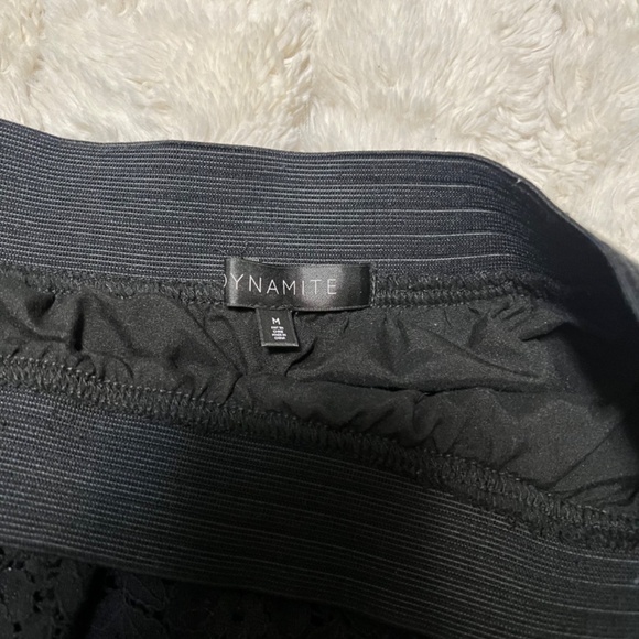 Dynamite Eyelet Pleated Lined Skirt - Picture 5 of 5